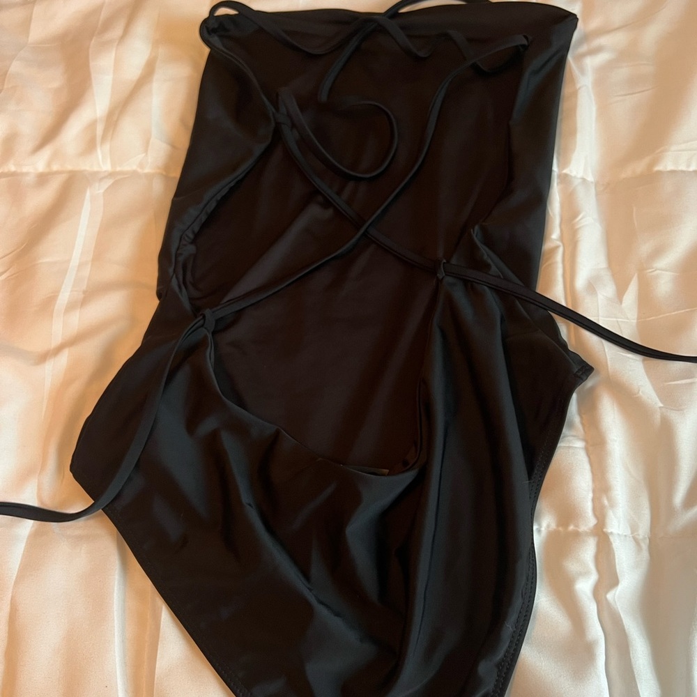 Beach Riot One Piece - Picture 2 of 3